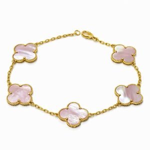 Bracelet d’or 18k à cinq trèfles de 15mm , avec pierre calcédoine rose, 17.5 - 19 cm, 6.83g