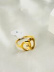 Bague love d’or massif 18k, 290$