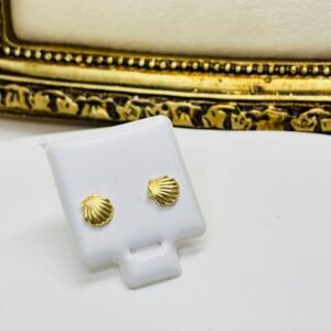 Boucles d’oreilles coquillages en or 18k 1g