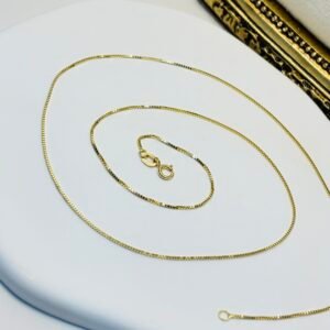 Chaîne Japan fine d’or 18k taille 40 cm , 0.93g