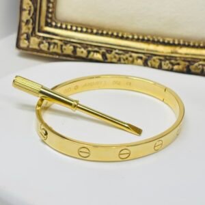 Bracelet love d’or 18k taille 19, 9.85