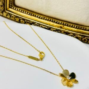 Collier fleur d’or 18k 45 cm 3.52g