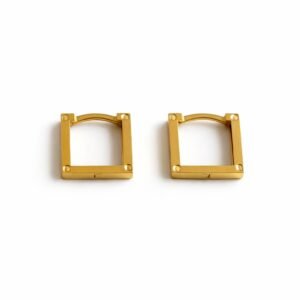 Boucles d’oreilles dormeuses carrés d’or 18k, 1.65g